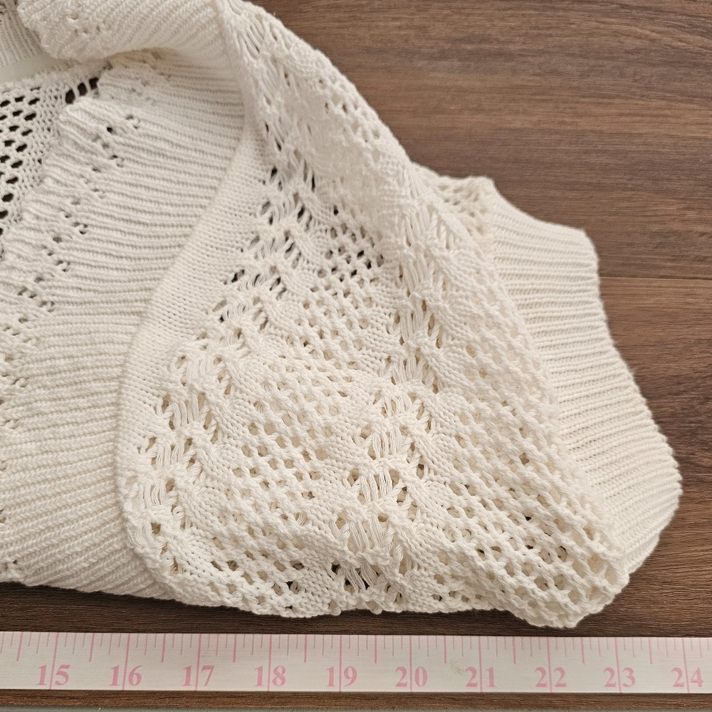 NWT Mary Sophia White Crochet Vest Large - Picture 9 of 10